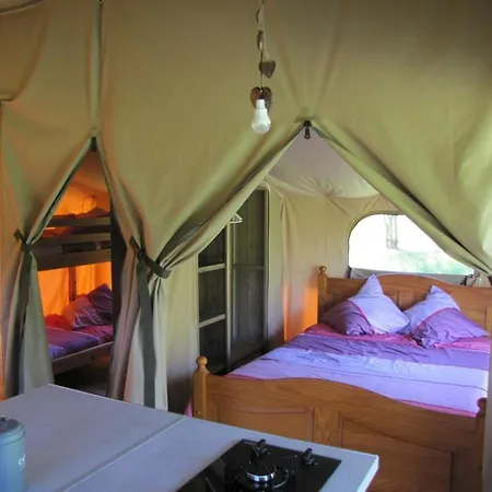 Des Vignes Parque de Campismo Dun