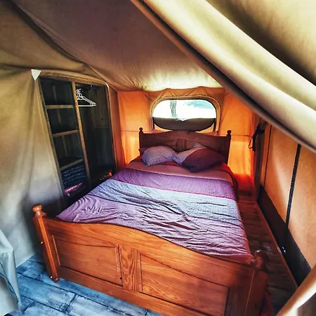 Des Vignes Parque de Campismo Dun