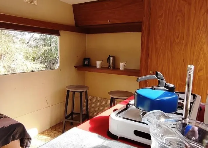 Des Vignes Κάμπινγκ *