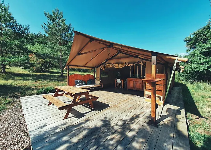 Des Vignes Κάμπινγκ *